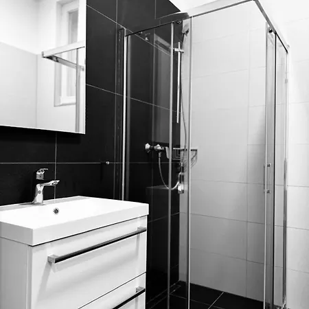 Pearl Bee Deluxe Apartamento *