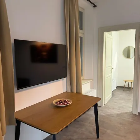 Apartment Pearl Bee Deluxe Plzen