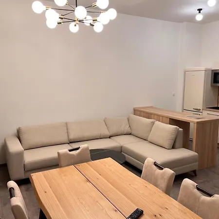 Pearl Bee Deluxe Pilsen